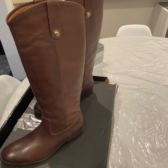 Frye woman's. boots - Picture 2 of 3